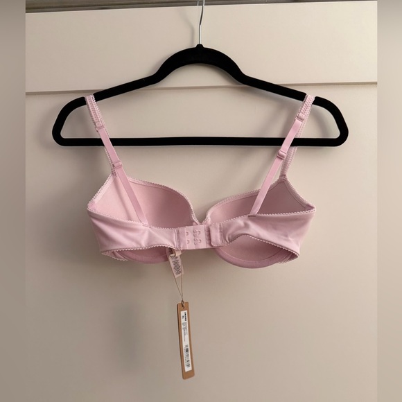 NEW WITH TAGS SKIMS Fits Everybody Picot Push up Bra- color Cherry Blossom (32C) - Picture 4 of 5
